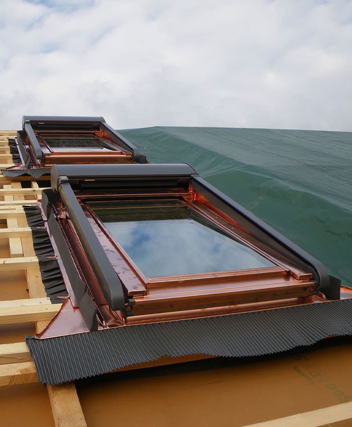 Pose de fenêtres de toit de la marque Velux à Rueil-Malmaison (92500) dans les Hauts-de-Seine