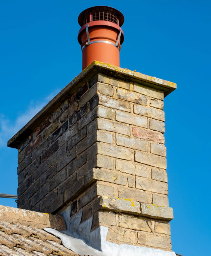 Ramonage de cheminée à Rueil-Malmaison (92500) dans les Hauts-de-Seine