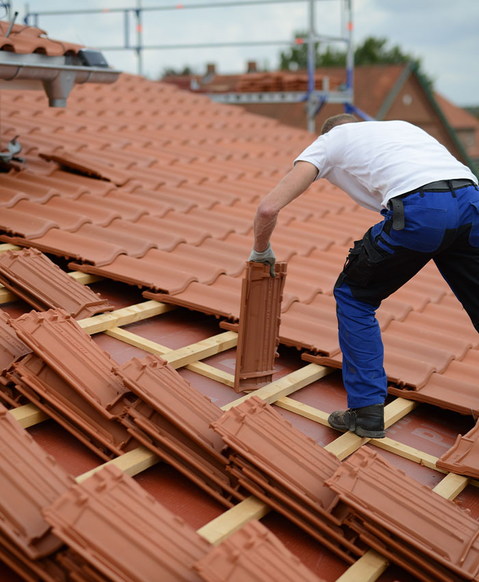 Rénovation et réparation de toiture à Rueil-Malmaison (92500) dans les Hauts-de-Seine